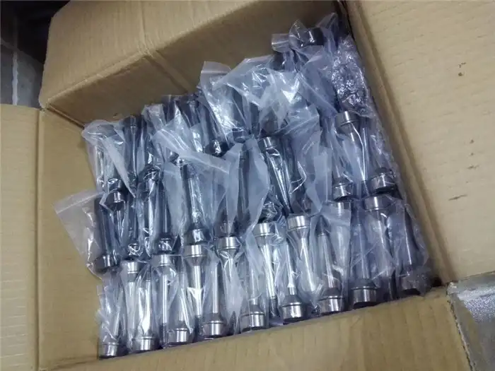 ferrari titanium wheel bolts (2).jpg